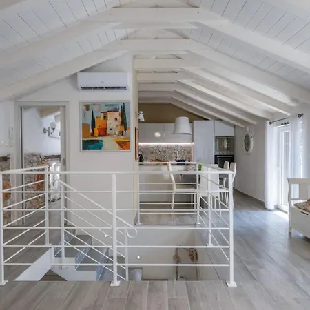 Casa Antica Novigrad Center By Guide