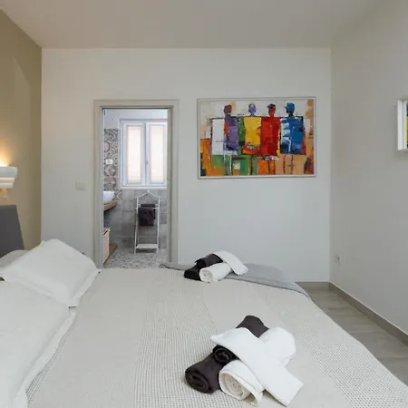 Casa Antica Novigrad Center By Guide Villa *